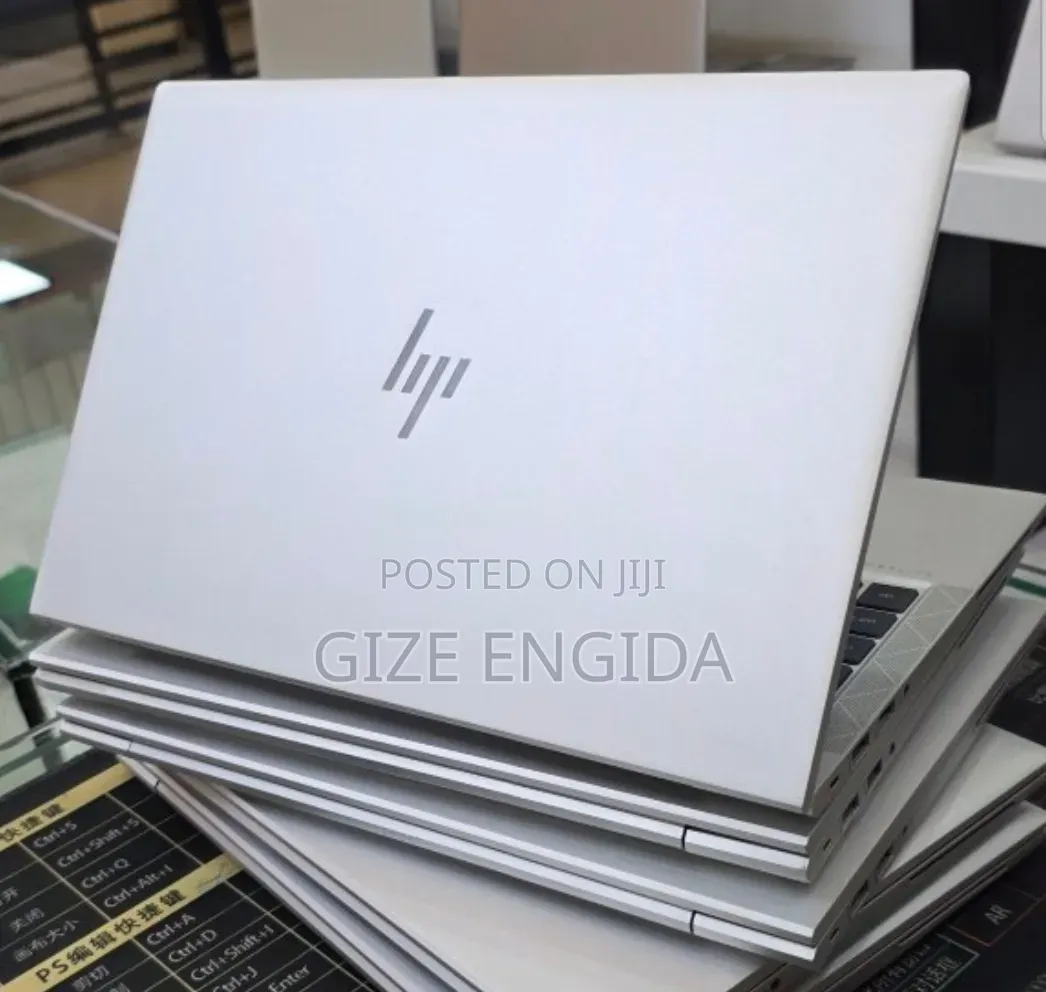 New Laptop HP EliteBook 840 G8 16GB Intel Core i5 SSD 512GB