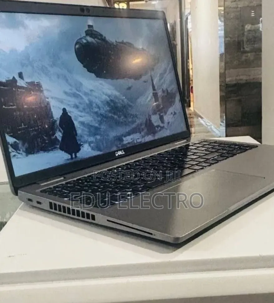 New Laptop Dell Latitude 5310 16GB Intel Core i7 SSD 512GB
