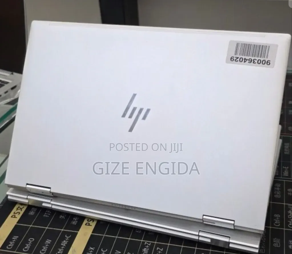 New Laptop HP EliteBook 830 G8 16GB Intel Core i5 SSD 512GB