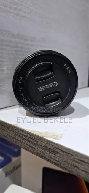 Canon RF 50mm Lens