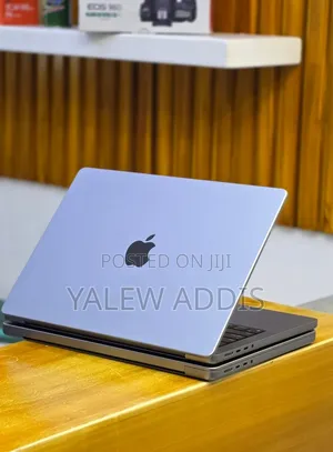 New Laptop Apple MacBook Pro 2021 M1 32GB Apple M1 SSD 512GB