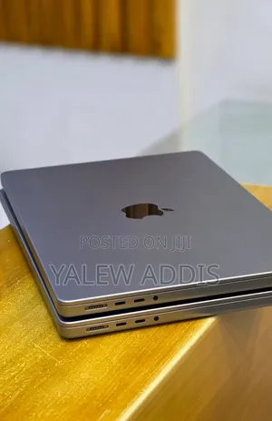 New Laptop Apple MacBook Pro 2021 M1 32GB Apple M1 SSD 512GB