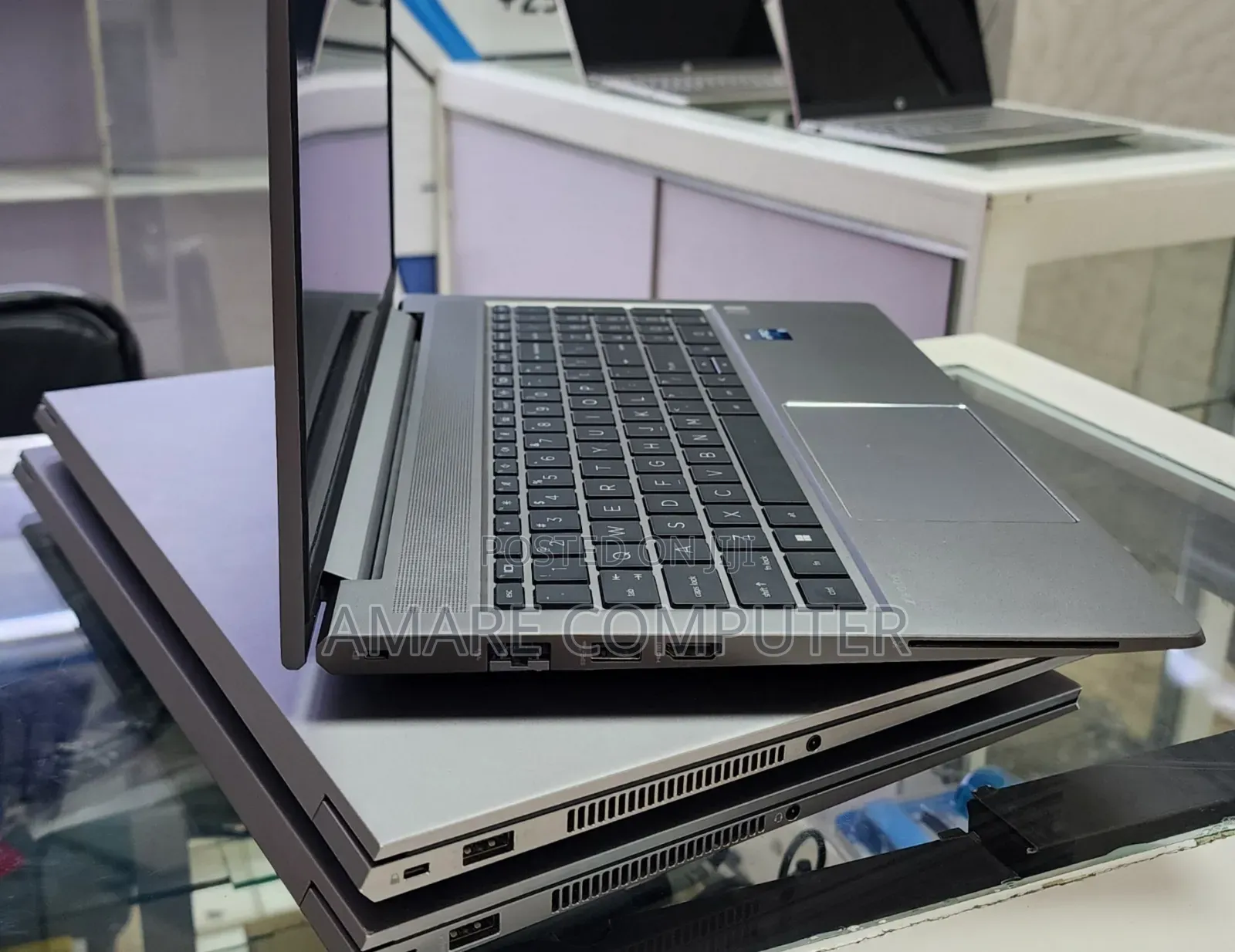 New Laptop HP ZBook 15 16GB Intel Core i9 SSD 512GB