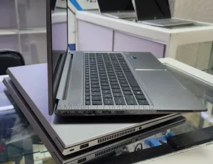New Laptop HP ZBook 15 16GB Intel Core i9 SSD 512GB