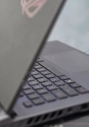 New Laptop Asus 16GB Intel Core i9 SSHD (Hybrid) 1T