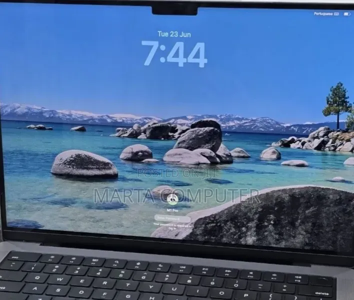 New Laptop Apple MacBook Pro 2020 M1 32GB Apple M1 Pro SSD 512GB