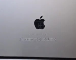 New Laptop Apple MacBook Pro 2020 M1 32GB Apple M1 Pro SSD 512GB