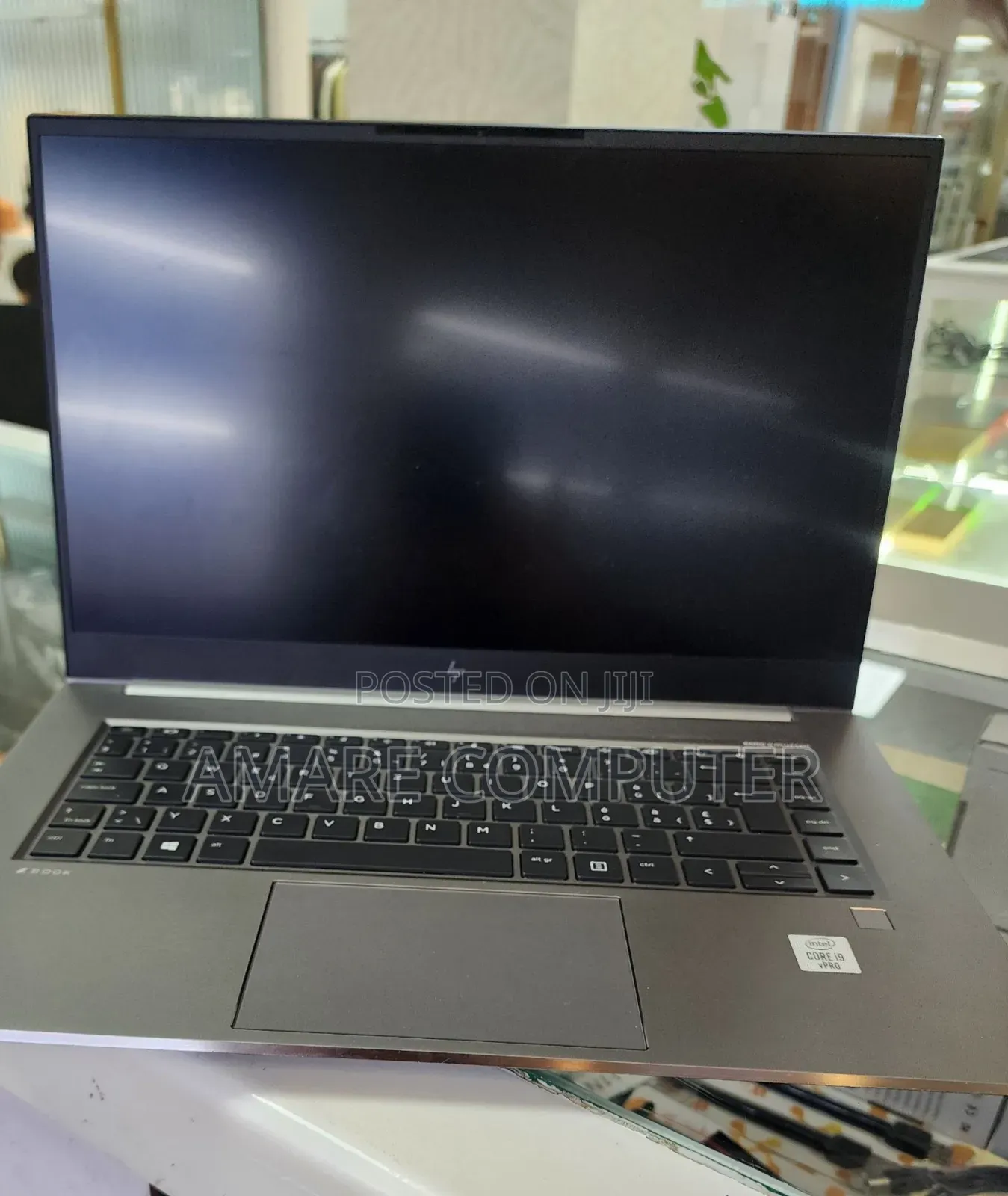 New Laptop HP ZBook 15 16GB Intel Core i9 SSD 512GB