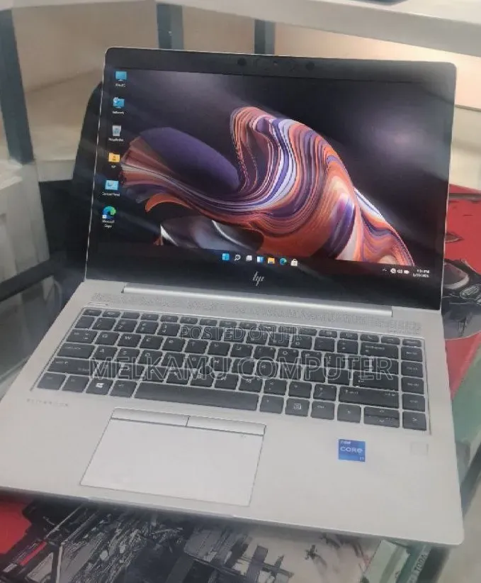 New Laptop HP EliteBook 840 G6 8GB Intel Core i7 SSD 512GB