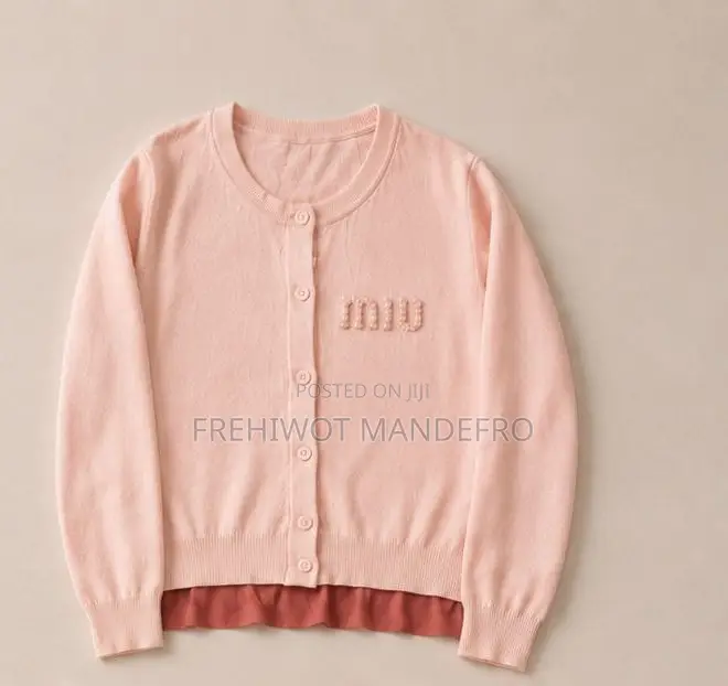 Girls Thrift Fashion