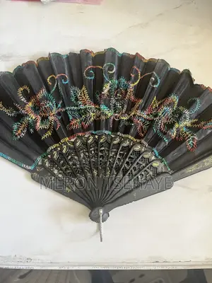 Women's Hand Fan