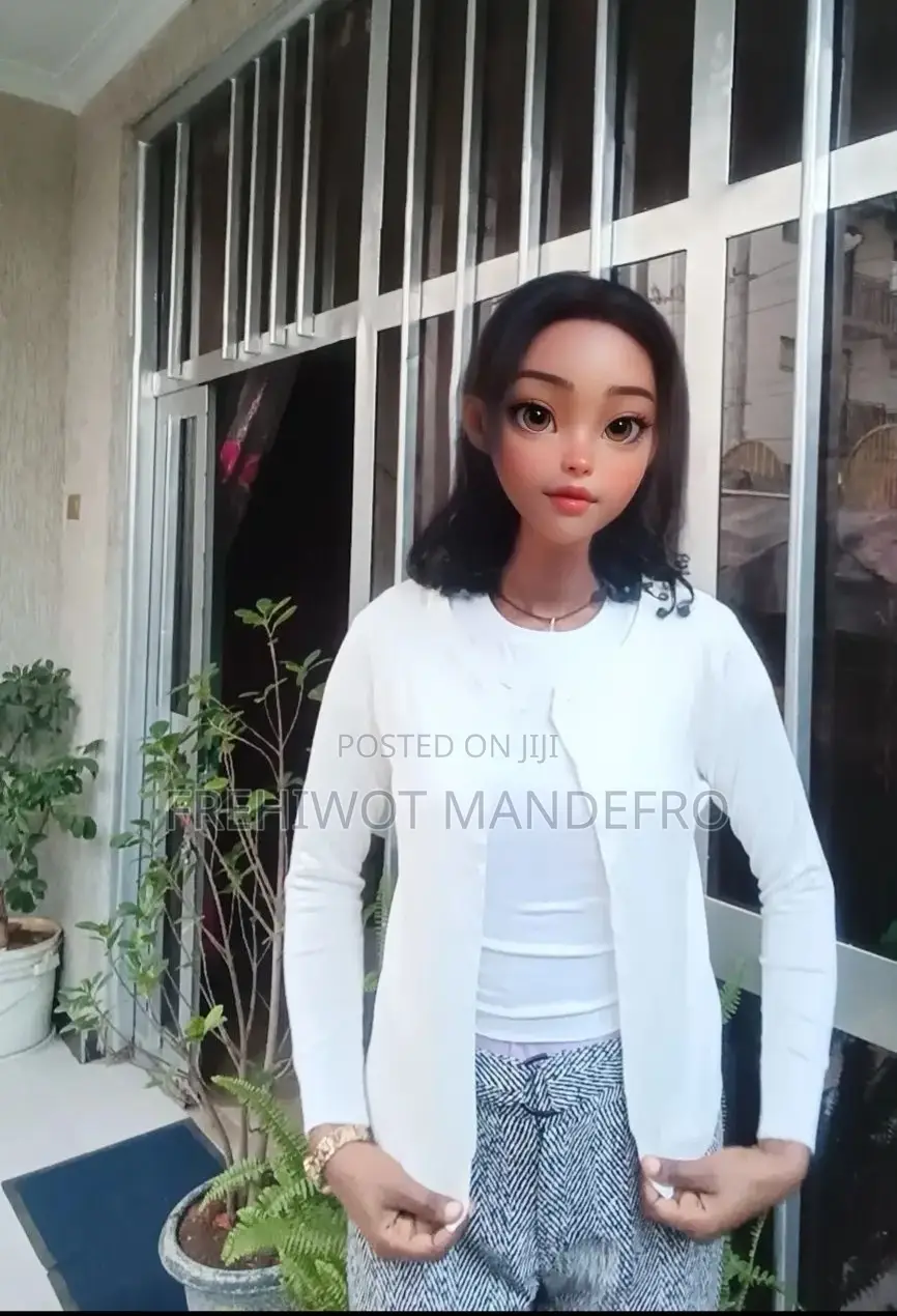 Girls Thrift Fashion