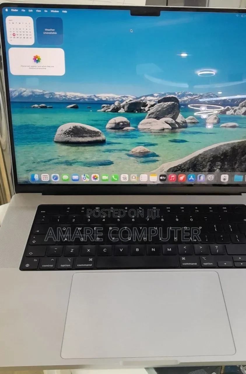 New Laptop Apple MacBook Pro 2021 M1 32GB Apple M1 Pro SSD 1T