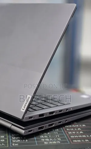New Laptop Lenovo 16GB Intel Core Ultra 7 SSD 512GB