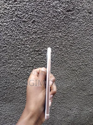 Apple iPhone 8 Plus 64 GB Gold