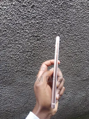 Apple iPhone 8 Plus 64 GB Gold