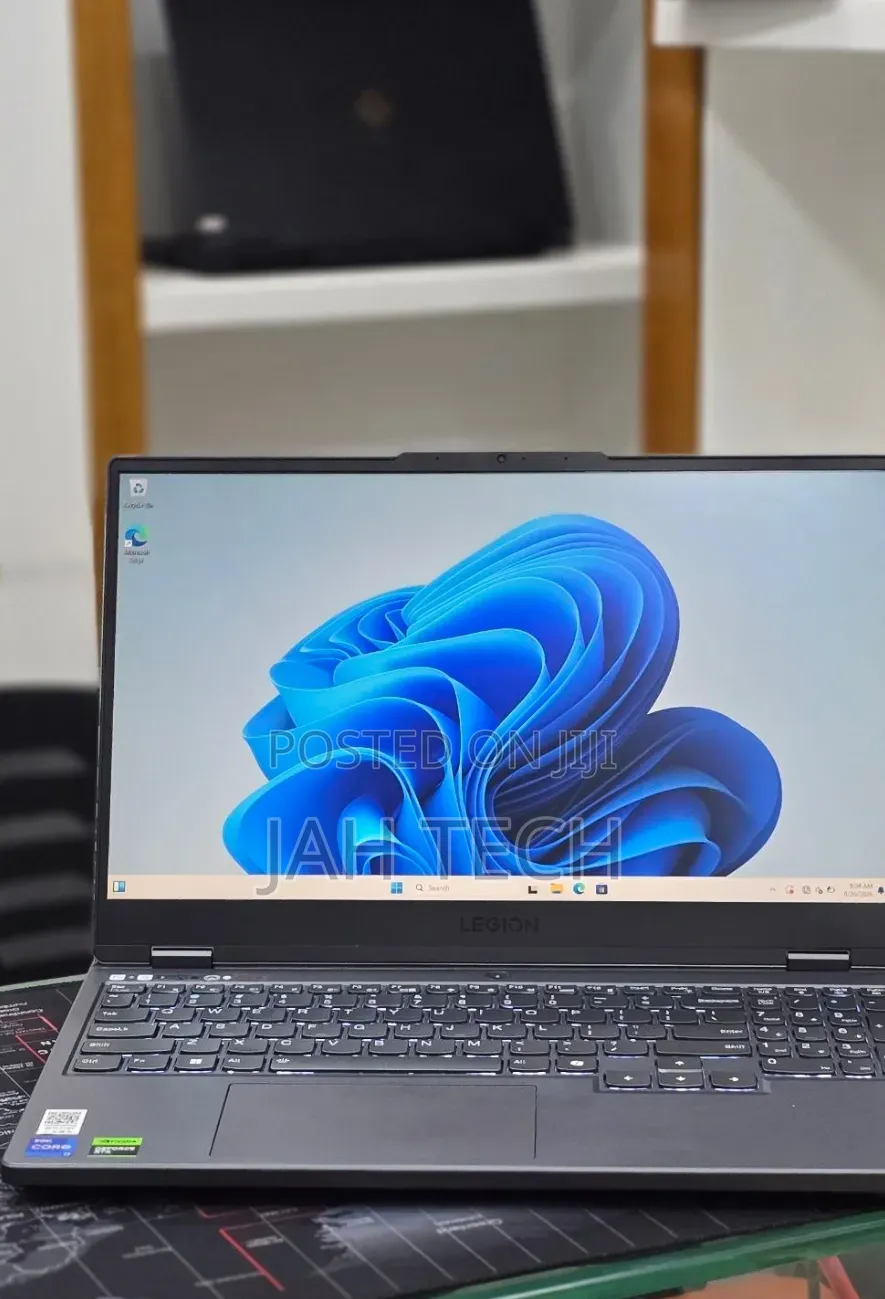 New Laptop Lenovo Legion 5 16GB Intel Core i7 SSD 1T