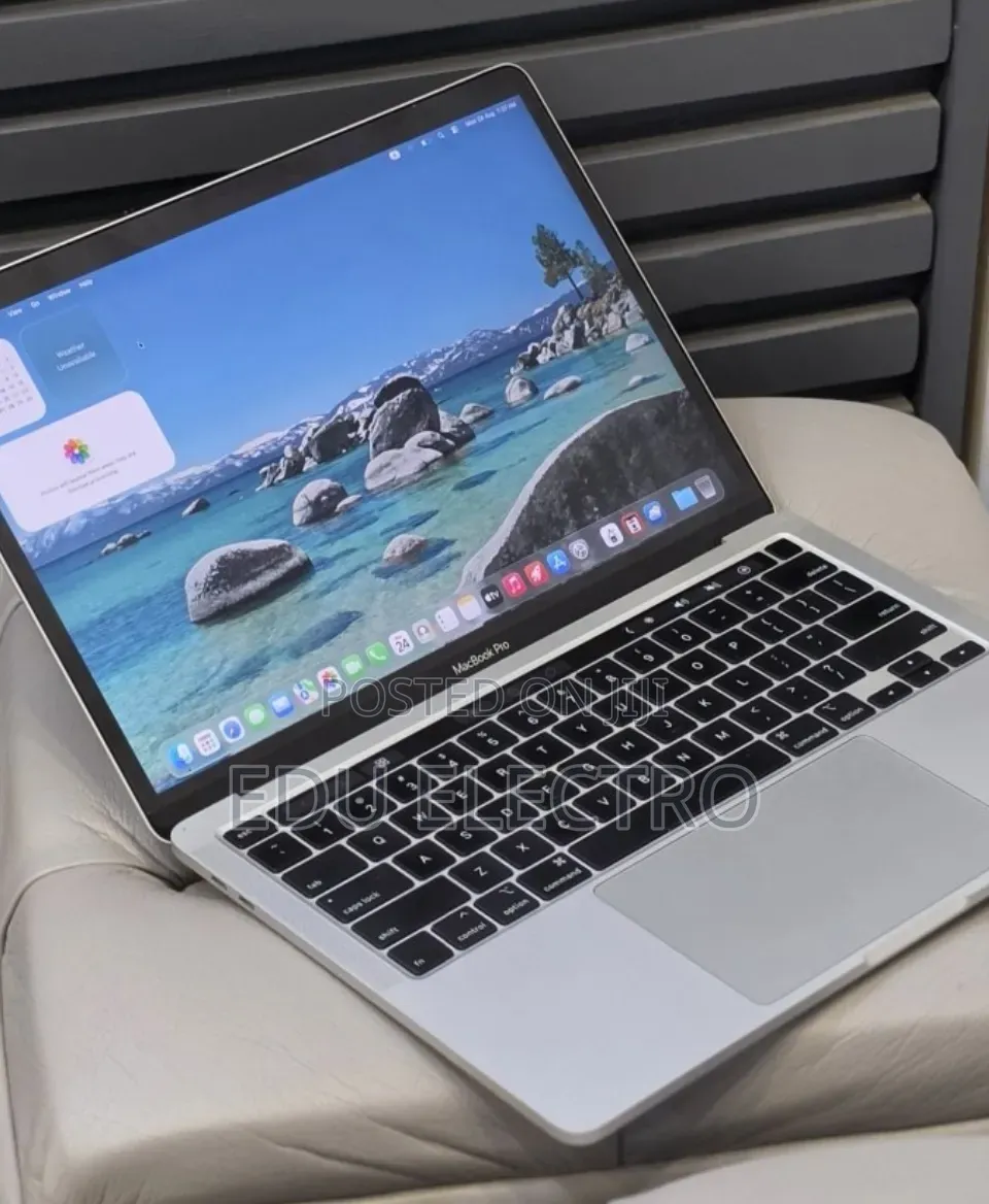 New Laptop Apple MacBook Air 2020 M1 32GB Intel Core i7 SSD 512GB