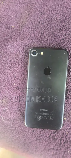 Apple iPhone 7 128 GB Black