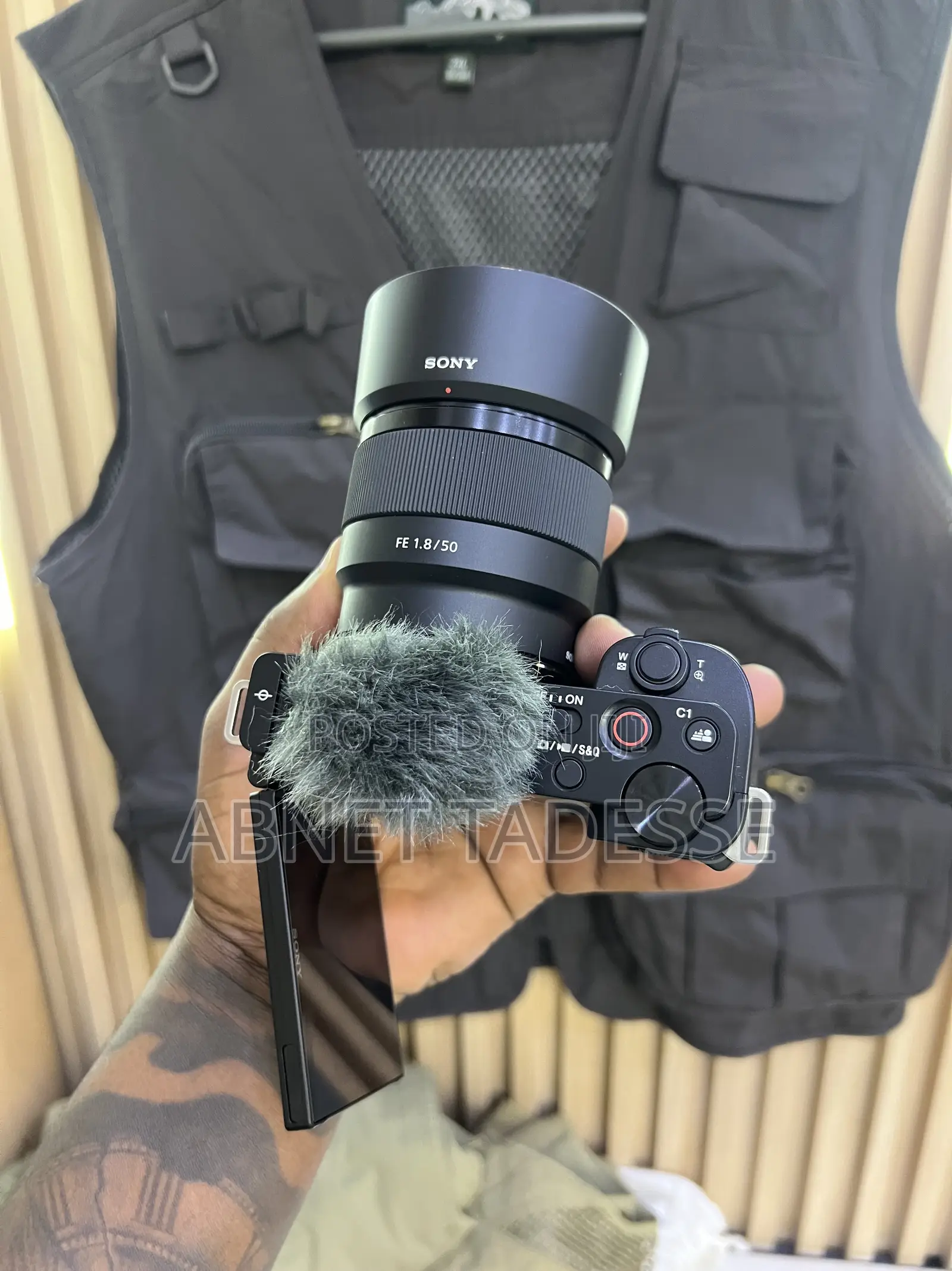 Sony ZV-E10 With 50mm Fixed Lens