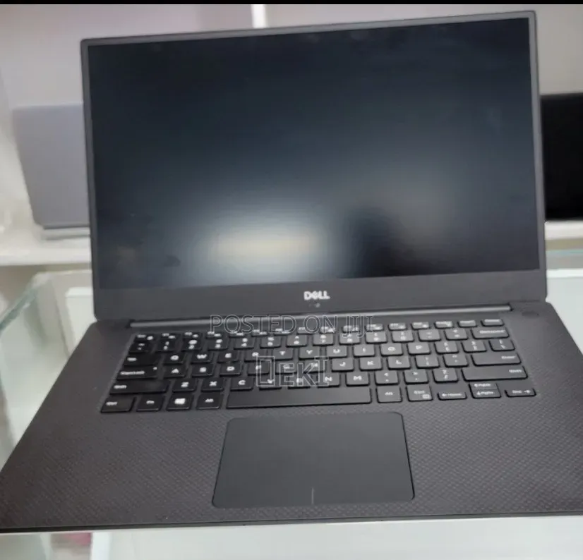 New Laptop Dell Precision 5530 16GB Intel Core i7 SSD 512GB