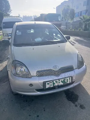 Toyota Yaris 1999 Silver