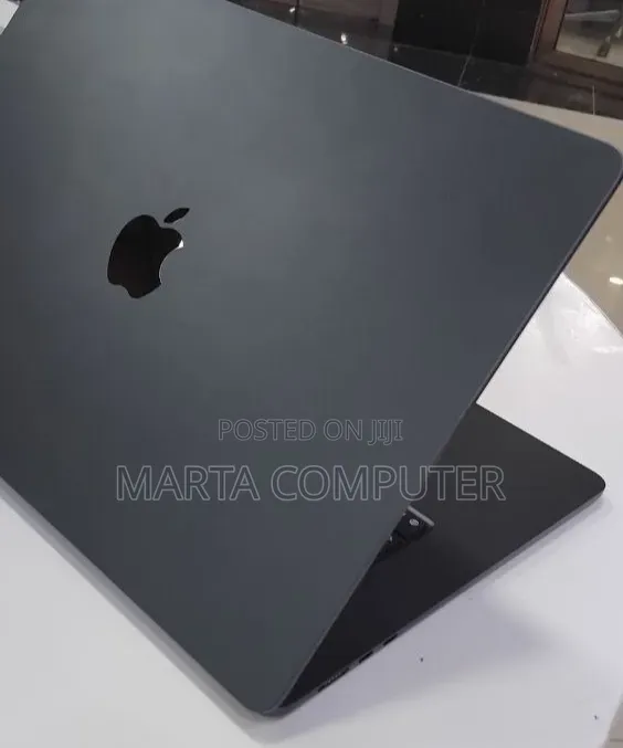 New Laptop Apple MacBook Air 2026 M5 16GB Apple M5 SSD 512GB