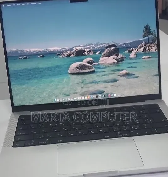 New Laptop Apple MacBook Pro 2024 M4 Pro 16GB Apple M4 Max SSD 512GB