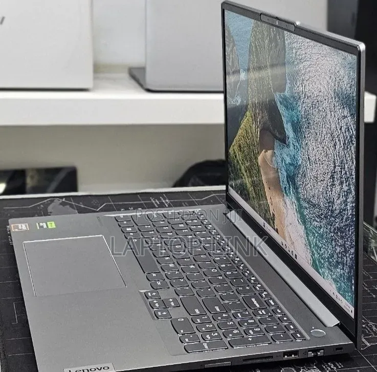 New Laptop Lenovo ThinkBook 15 32GB AMD Ryzen 7 SSD 512GB