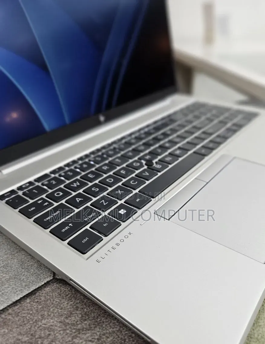 New Laptop HP EliteBook 850 G8 16GB Intel Core i7 SSD 512GB