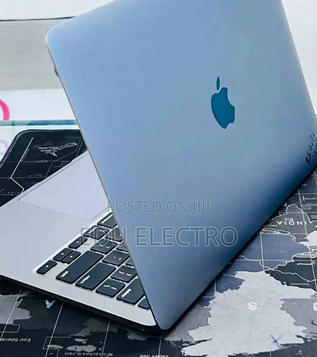 New Laptop Apple MacBook Air 2020 M1 16GB Apple M1 SSD 256GB