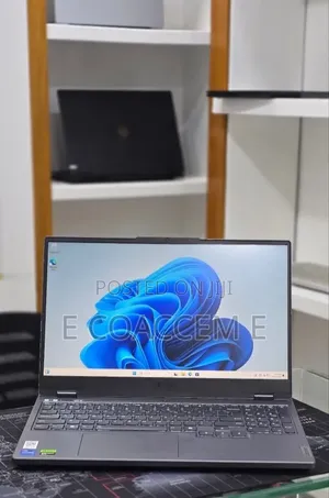 New Laptop Lenovo 16GB Intel Core i7 SSD 1T