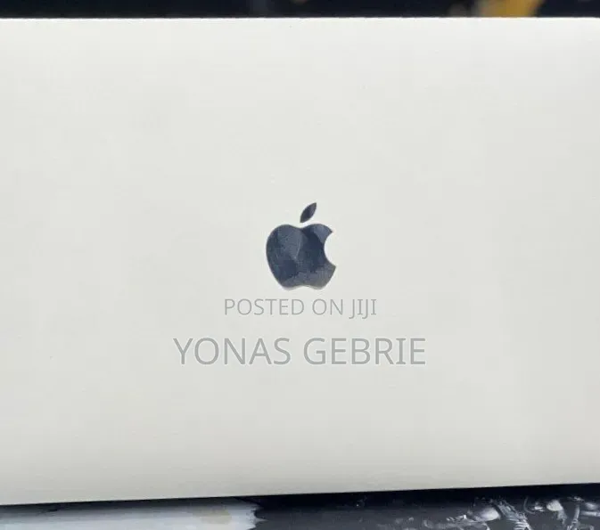 New Laptop Apple MacBook 8GB Apple M2 SSD 512GB