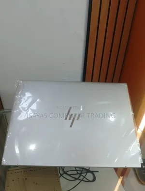 New Laptop HP EliteBook 840 G9 16GB Intel Core i5 SSD 512GB