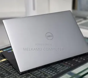 New Laptop Dell Precision 5560 16GB Intel Core i9 SSD 512GB