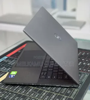New Laptop Dell Precision 5560 16GB Intel Core i9 SSD 512GB