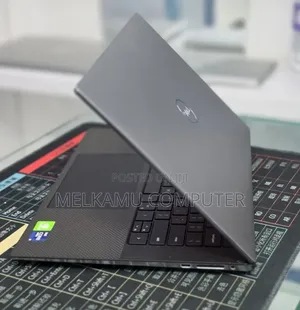 New Laptop Dell Precision 5560 16GB Intel Core i9 SSD 512GB