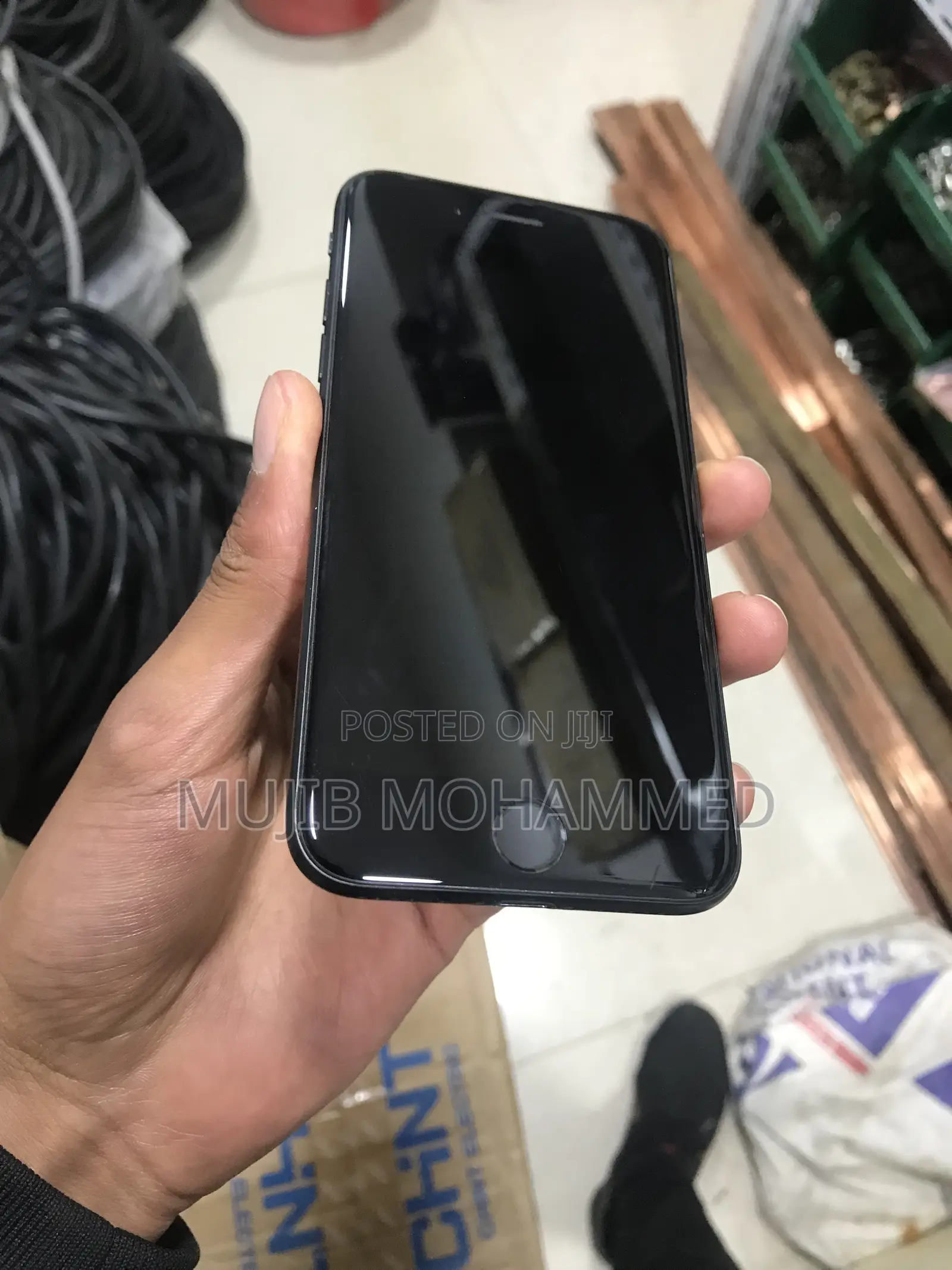 Apple iPhone 7 32 GB Black