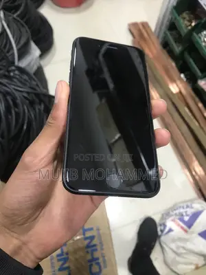 Apple iPhone 7 32 GB Black