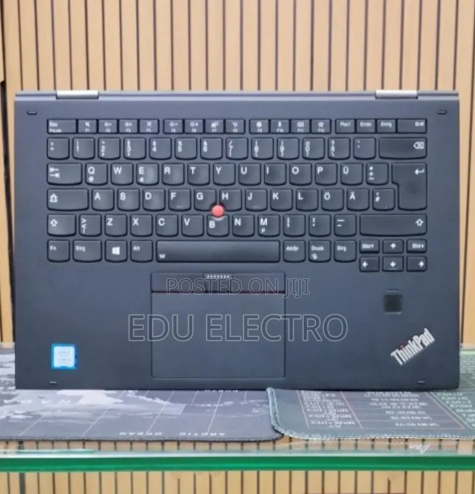 New Laptop Lenovo ThinkPad X1 Yoga 8GB Intel Core i5 SSD 512GB