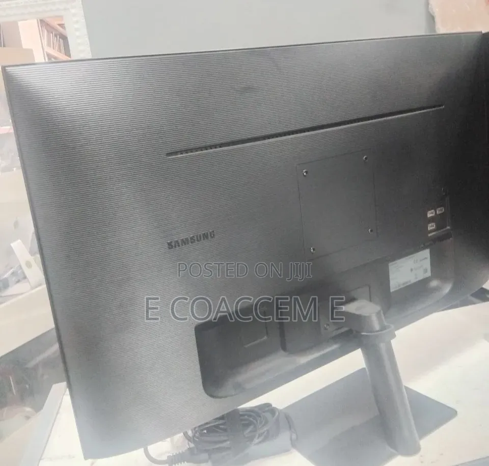 Samsung Monitor 32"