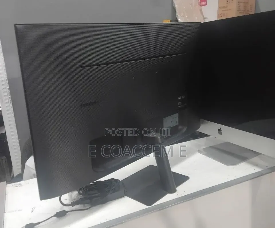 Samsung Monitor 32"