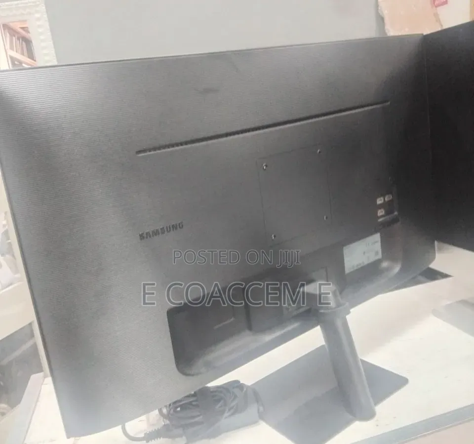Samsung Monitor 32"
