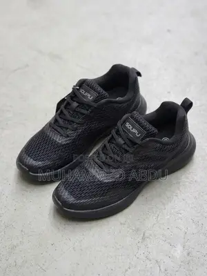 SOUPU Triple Black Ultra-Light Breathable Athletic Sneakers