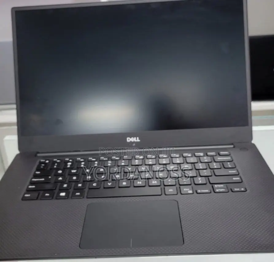 New Laptop Dell Precision 5530 16GB Intel Core i7 SSD 512GB