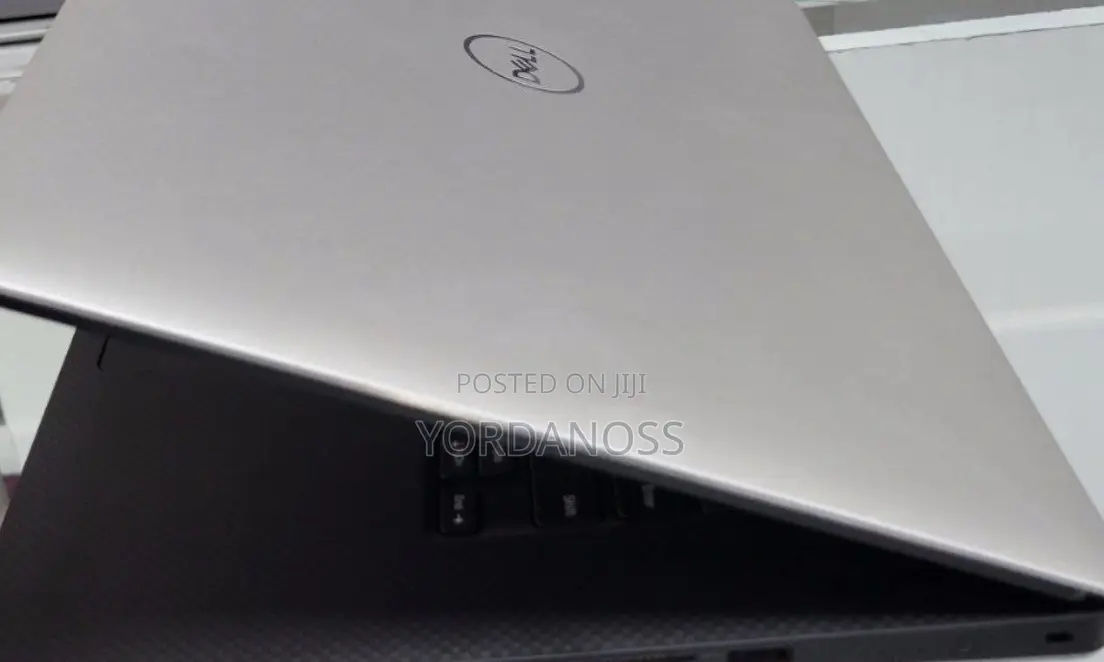 New Laptop Dell Precision 5530 16GB Intel Core i7 SSD 512GB