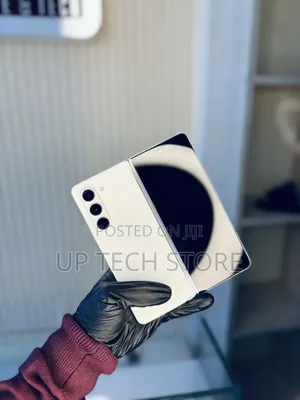 New Samsung Galaxy Z Fold4 256 GB