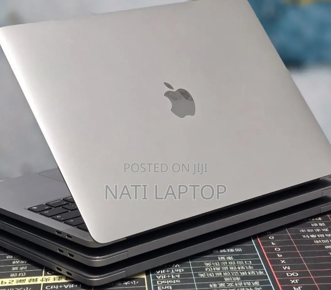 New Laptop Apple MacBook Pro 2021 M1 8GB Apple M1 Pro SSD 512GB