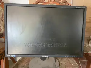 Samsung 22” Monitor