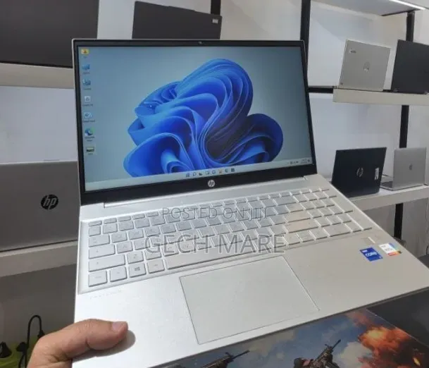 New Laptop HP Pavilion 15 16GB Intel Core i7 SSD 512GB